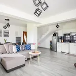 Dwupoziomowe Na Dwa Widoki Z Jacuzzi & Sauna Apartment *