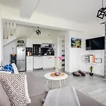 Dwupoziomowe Na Dwa Widoki Z Jacuzzi & Sauna Apartment