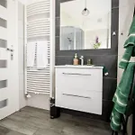 Dwupoziomowe Na Dwa Widoki Z Jacuzzi & Sauna Apartment *