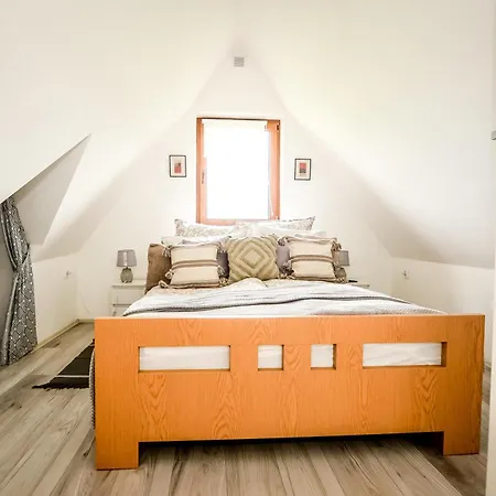 Dwupoziomowe Na Dwa Widoki Z Jacuzzi & Sauna Appartement