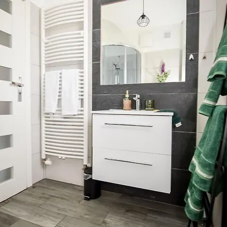 Dwupoziomowe Na Dwa Widoki Z Jacuzzi & Sauna Appartement *