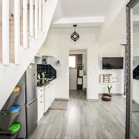 Appartement Dwupoziomowe Na Dwa Widoki Z Jacuzzi & Sauna